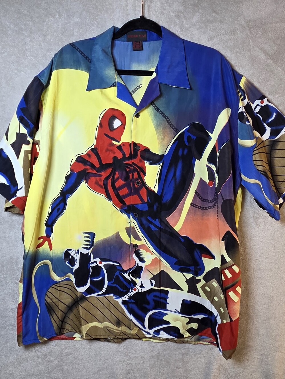 Spider-Man All Over Print Short Sleeve Button Up Shirt XXL